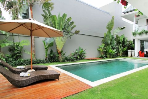 Вилла с 3 спальнями в Seminyak, Бадунг, Индонезия № 1201 1