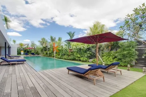 5 bedrooms Villa in Tibubeneng, Badung, Indonesia No. 12215