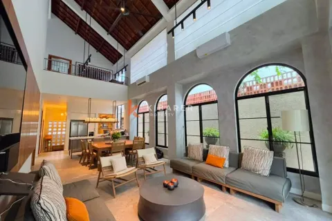 Вилла с 4 спальнями в Seminyak, Бадунг, Индонезия № 12219 2