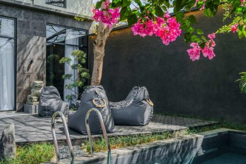3 bedrooms Villa in South Kuta, Badung, Indonesia No. 8685 2