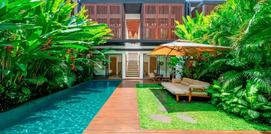 4 bedrooms Villa in Canggu, Badung, Indonesia No. 10356