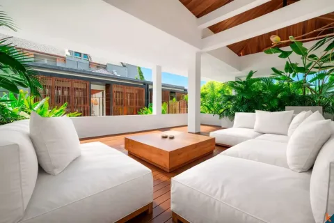4 bedrooms Villa in Canggu, Badung, Indonesia No. 10356 10