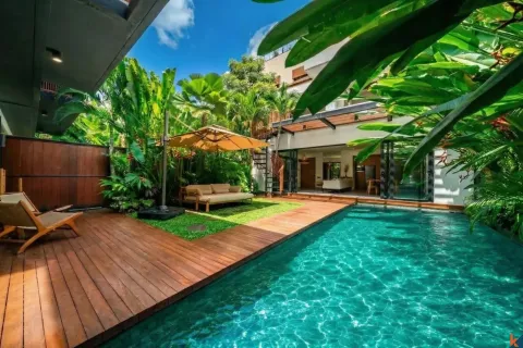 4 bedrooms Villa in Canggu, Badung, Indonesia No. 10356 2
