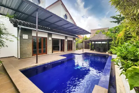 6 bedrooms Villa in Jimbaran, Badung, Indonesia No. 10360