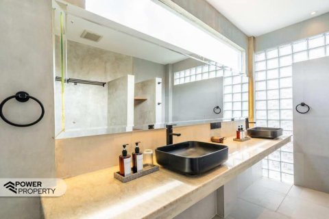 2 bedrooms Villa in Seminyak, Badung, Indonesia No. 9328 27