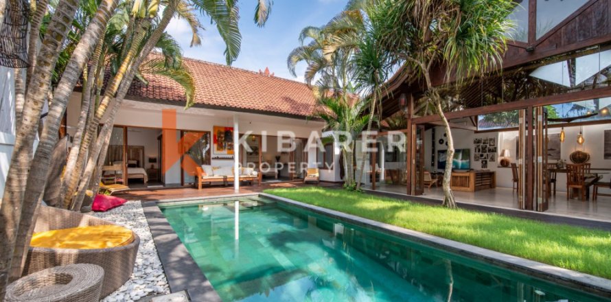 3 bedrooms Villa in Kerobokan, Badung, Indonesia No. 11813