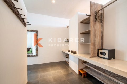 3 bedrooms Villa in Kerobokan, Badung, Indonesia No. 11813 19