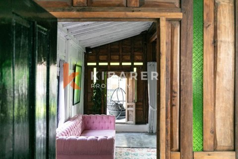 4 bedrooms Villa in Tibubeneng, Badung, Indonesia No. 11808 3