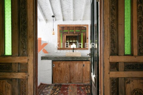 4 bedrooms Villa in Tibubeneng, Badung, Indonesia No. 11808 16