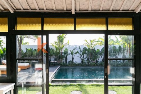 4 bedrooms Villa in Tibubeneng, Badung, Indonesia No. 11808 10