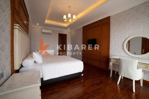 Вилла с 4 спальнями в Jimbaran, Бадунг, Индонезия № 11811 15