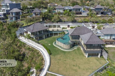 13 bedrooms Villa in South Kuta, Badung, Indonesia No. 8254 24