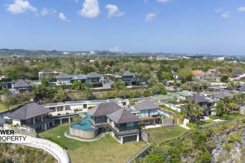 13 bedrooms Villa in South Kuta, Badung, Indonesia No. 8254 25