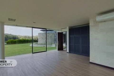 13 bedrooms Villa in South Kuta, Badung, Indonesia No. 8254 14
