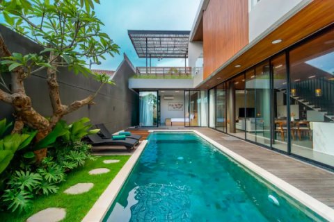 Вилла с 3 спальнями в Seminyak, Бадунг, Индонезия № 8251 1