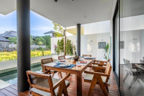 3 bedrooms Villa in Canggu, Badung, Indonesia No. 8250 2