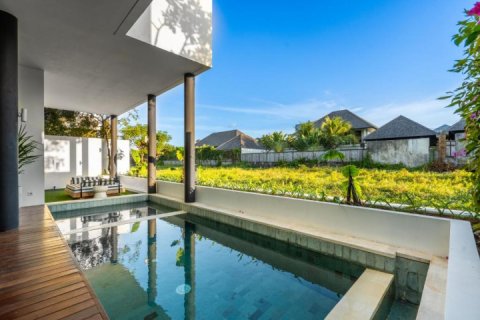Вилла с 3 спальнями в Canggu, Бадунг, Индонезия № 8250