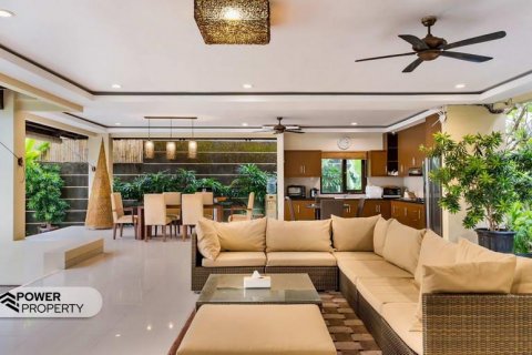 Вилла с 8 спальнями в Nusa Dua, Бадунг, Индонезия № 207 11