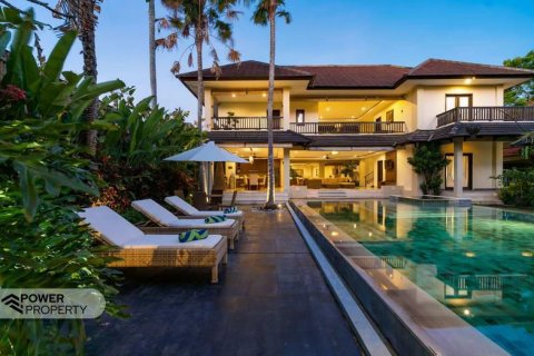 Вилла с 8 спальнями в Nusa Dua, Бадунг, Индонезия № 207 19