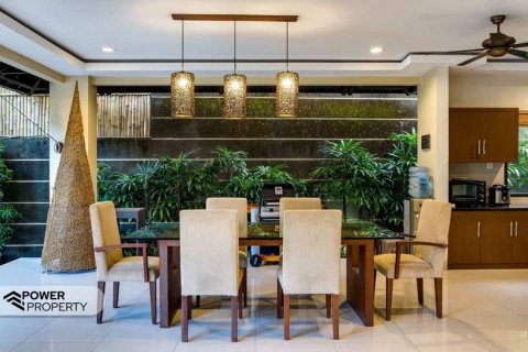 Вилла с 8 спальнями в Nusa Dua, Бадунг, Индонезия № 207 9