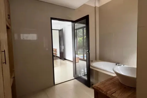 Вилла с 4 спальнями в Seminyak, Бадунг, Индонезия № 10374 17