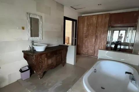 Вилла с 4 спальнями в Seminyak, Бадунг, Индонезия № 10374 2