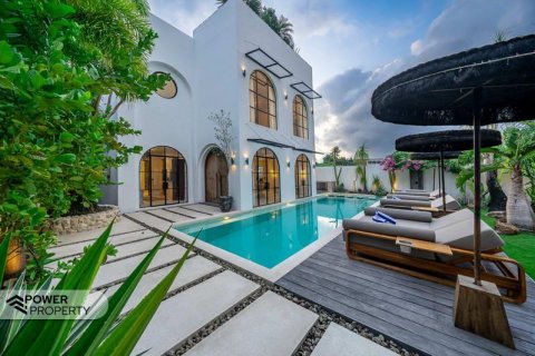4 bedrooms Villa in Canggu, Badung, Indonesia No. 7009