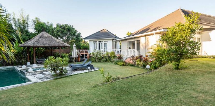 5 bedrooms Villa in Nusa Dua, Badung, Indonesia No. 299