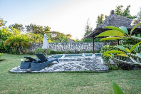 5 bedrooms Villa in Nusa Dua, Badung, Indonesia No. 299 10