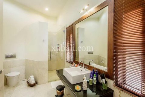 4 bedrooms Villa in Jimbaran, Badung, Indonesia No. 298 23