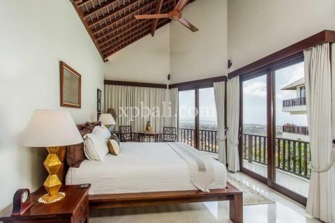 4 bedrooms Villa in Jimbaran, Badung, Indonesia No. 298 28