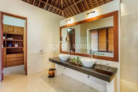 4 bedrooms Villa in Jimbaran, Badung, Indonesia No. 298 21
