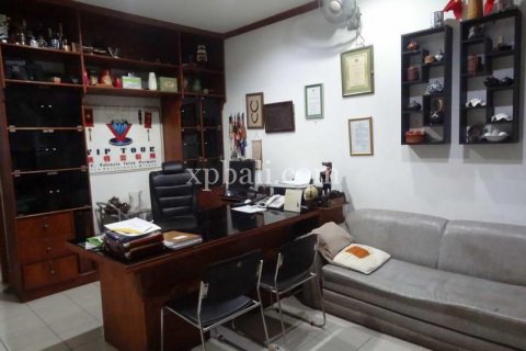 Вилла с 4 спальнями в Seminyak, Бадунг, Индонезия № 350 12