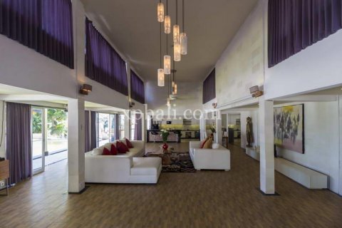 9 bedrooms Villa in Tabanan, Indonesia No. 352 2