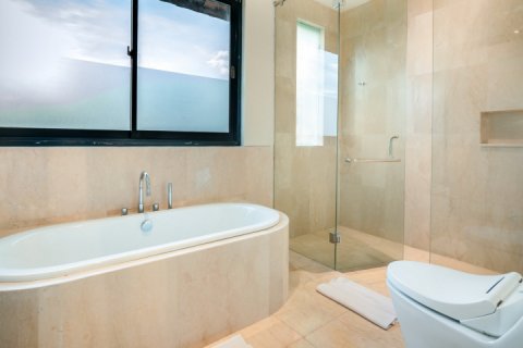 4 bedrooms Villa in South Kuta, Badung, Indonesia No. 912 19