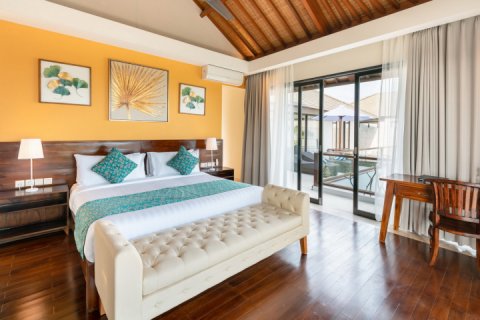 4 bedrooms Villa in South Kuta, Badung, Indonesia No. 912 11