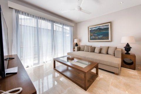 4 bedrooms Villa in South Kuta, Badung, Indonesia No. 906 15