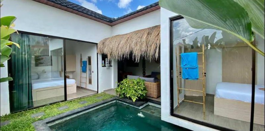 2 bedrooms Villa in Canggu, Badung, Indonesia No. 9363