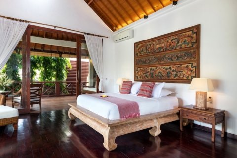3 bedrooms Villa in Seminyak, Badung, Indonesia No. 1091 25