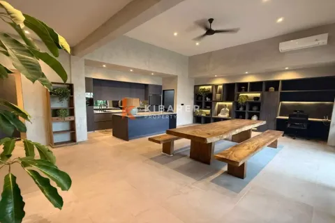 3 bedrooms Villa in Tibubeneng, Badung, Indonesia No. 12593 3