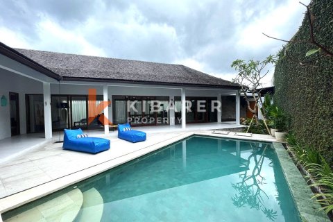 4 bedrooms Villa in Canggu, Badung, Indonesia No. 12590