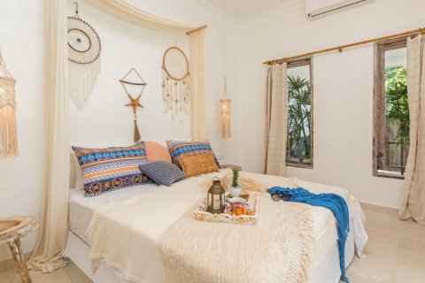 7 bedrooms Villa in South Kuta, Badung, Indonesia No. 1797 5