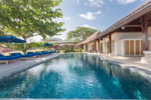 Вилла с 3 спальнями в Canggu, Бадунг, Индонезия № 747 13