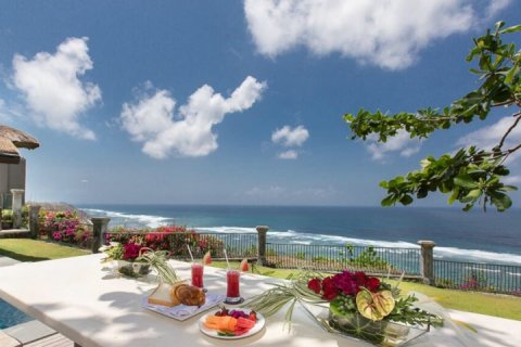 Вилла с 3 спальнями в Canggu, Бадунг, Индонезия № 747 2
