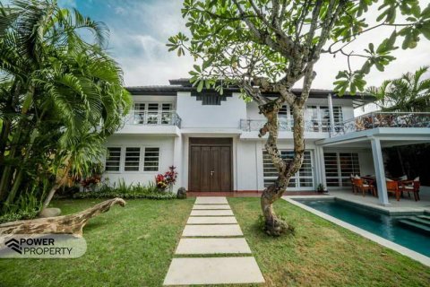 5 bedrooms Villa in Seminyak, Badung, Indonesia No. 7691 9