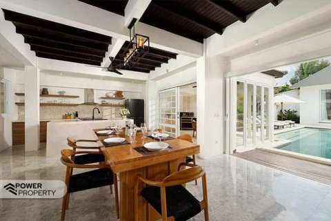 5 bedrooms Villa in Seminyak, Badung, Indonesia No. 7691 2