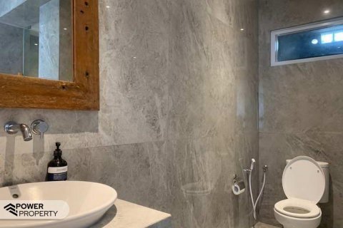 5 bedrooms Villa in Seminyak, Badung, Indonesia No. 7691 11