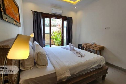2 bedrooms Villa in Canggu, Badung, Indonesia No. 7690 10