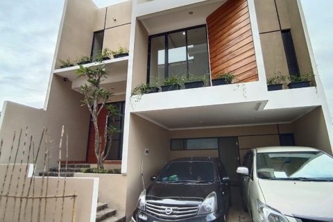 3 bedrooms House in Jakarta, Indonesia No. 5452 6