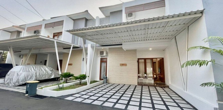 4 bedrooms House in Jakarta, Indonesia No. 5453